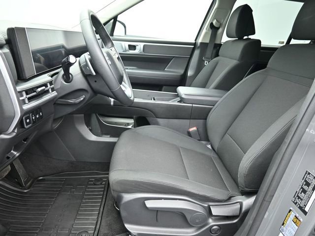 Used 2025 Hyundai Santa Fe SE FWD image 26