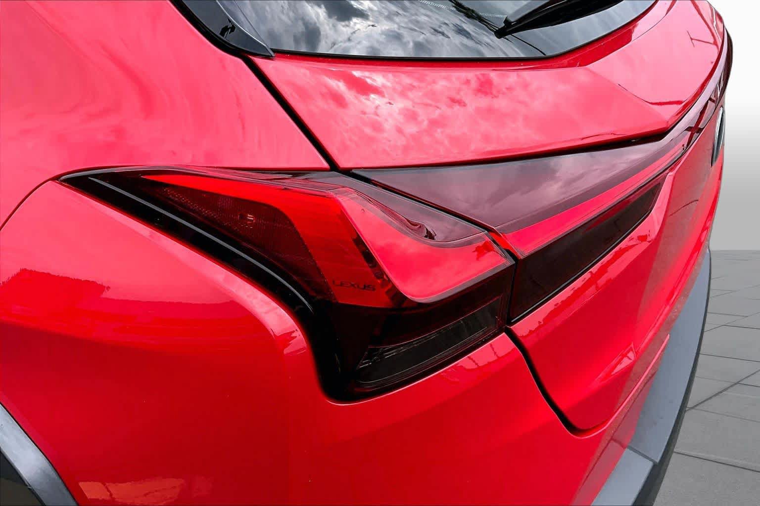 Used 2020 Lexus UX 250h AWD/4WD image 29