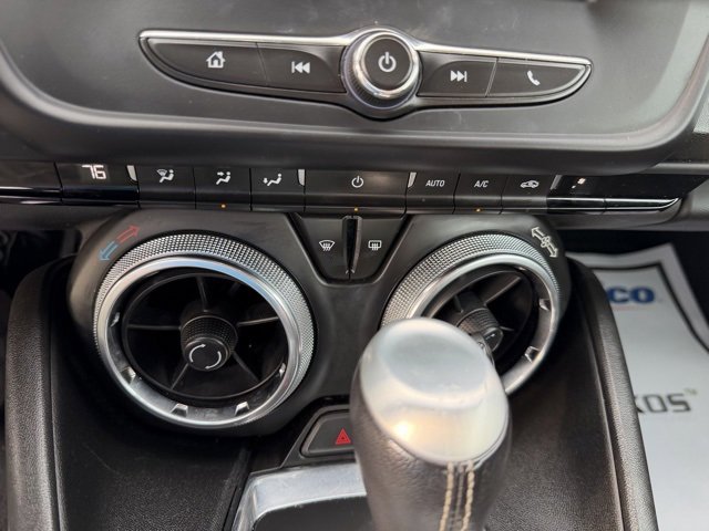 Certified 2022 Chevrolet Camaro LT image 24