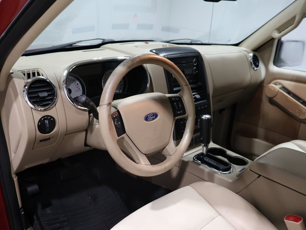Used 2008 Ford Explorer Sport Trac Limited image 18