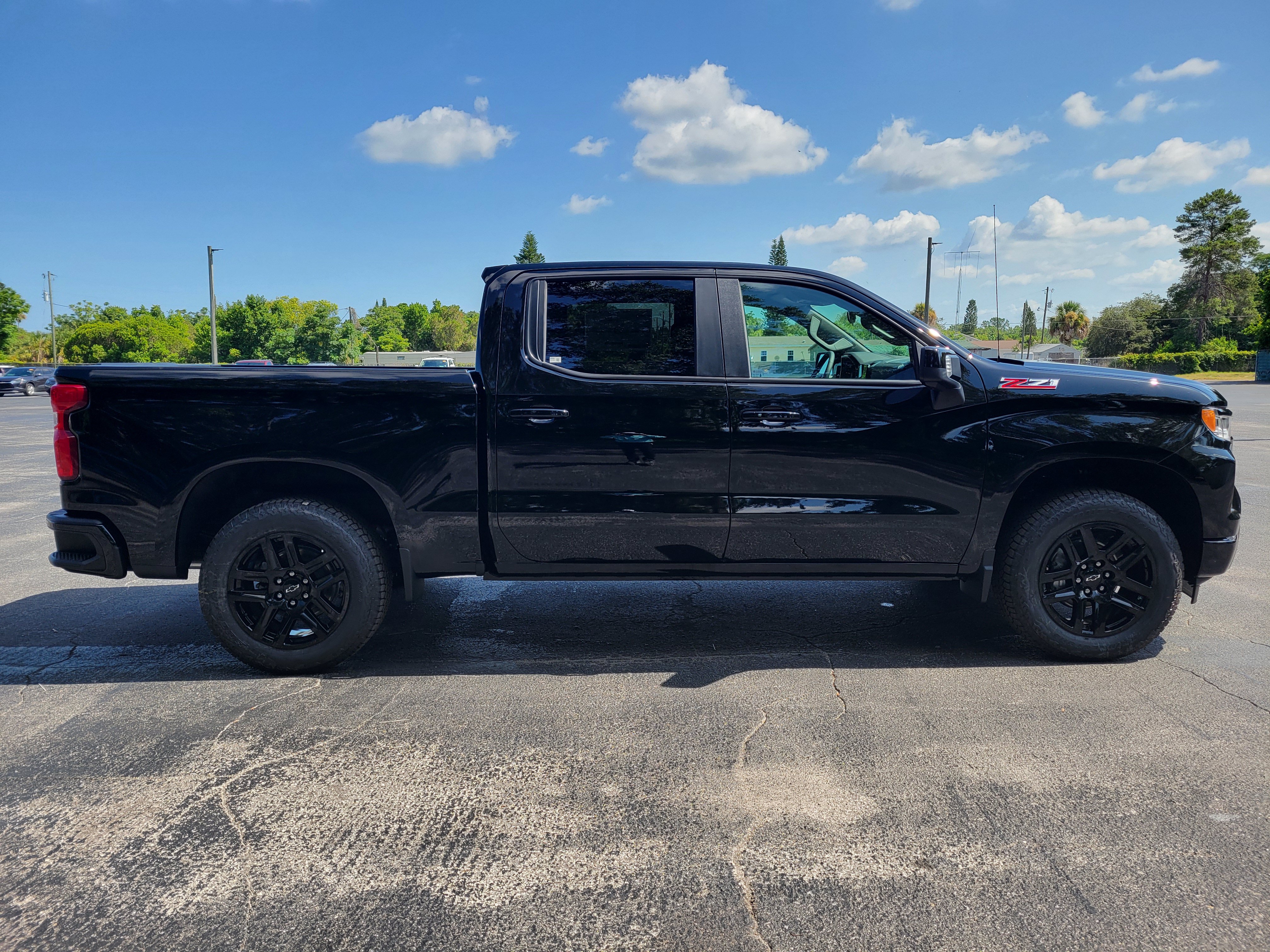 New 2026 Chevrolet Silverado 1500 RST w/ RST All Star Premium Package AWD/4WD image 4