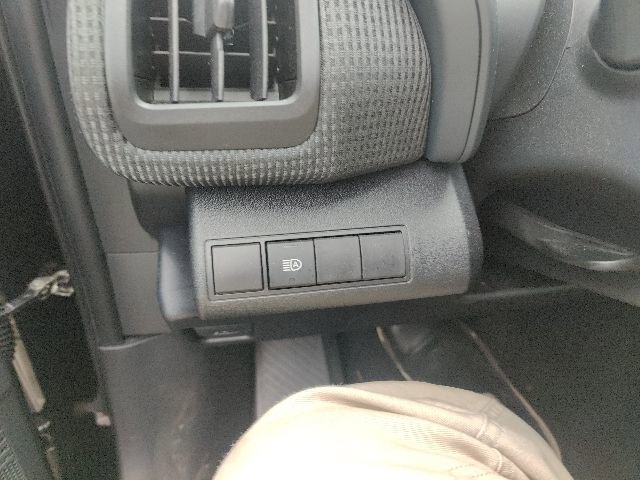 Used 2023 Toyota bZ4X XLE w/ Weather Package FWD image 38