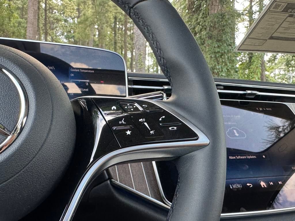 New 2026 Mercedes-Benz E 350 4MATIC Sedan image 24