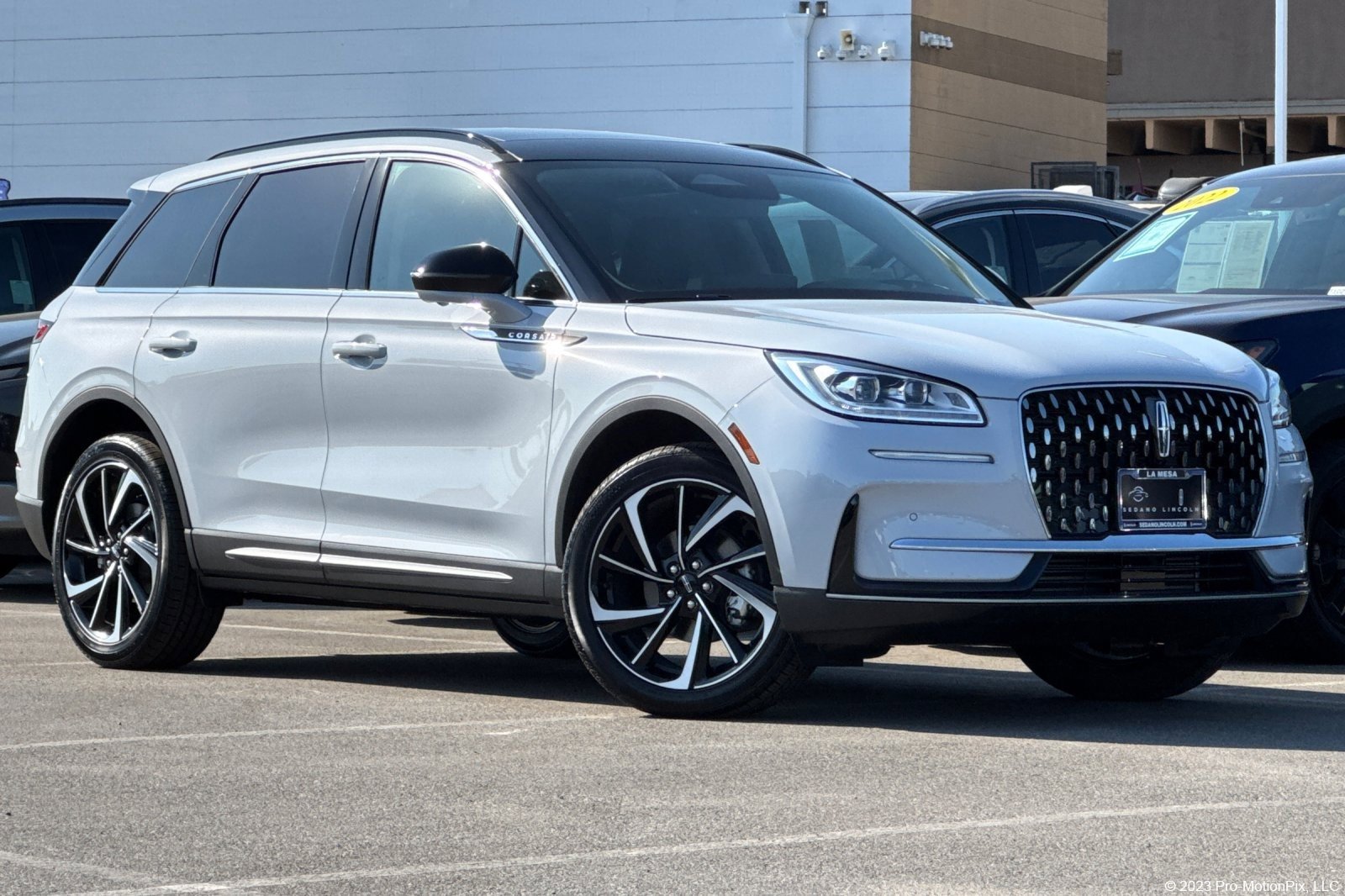 New 2025 Lincoln Corsair Reserve w/ Equipment Group 202A