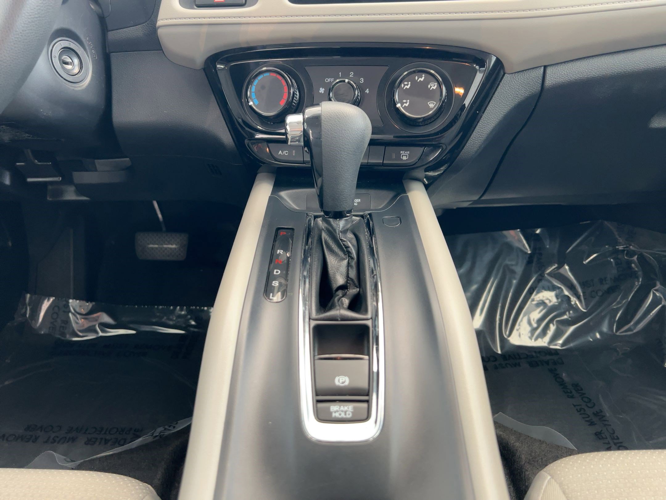 Used 2022 Honda HR-V LX image 18