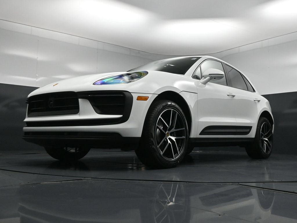 New 2026 Porsche Macan AWD/4WD image 22
