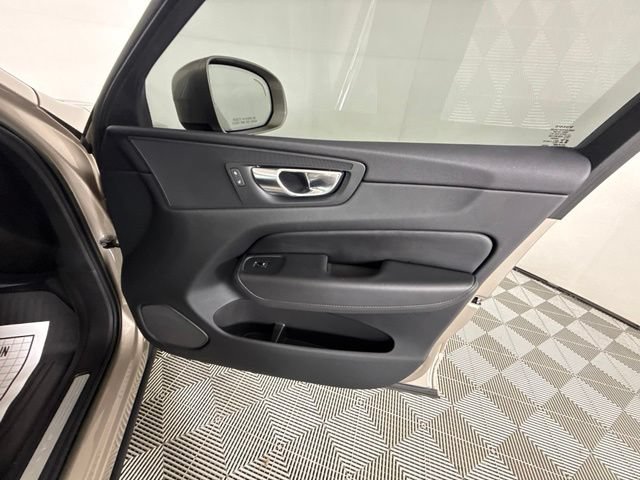 Used 2023 Volvo XC60 B5 Plus w/ Protection Package Premier FWD image 42