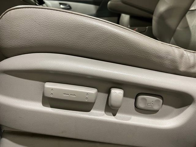 Used 2014 Honda Odyssey EX-L image 35