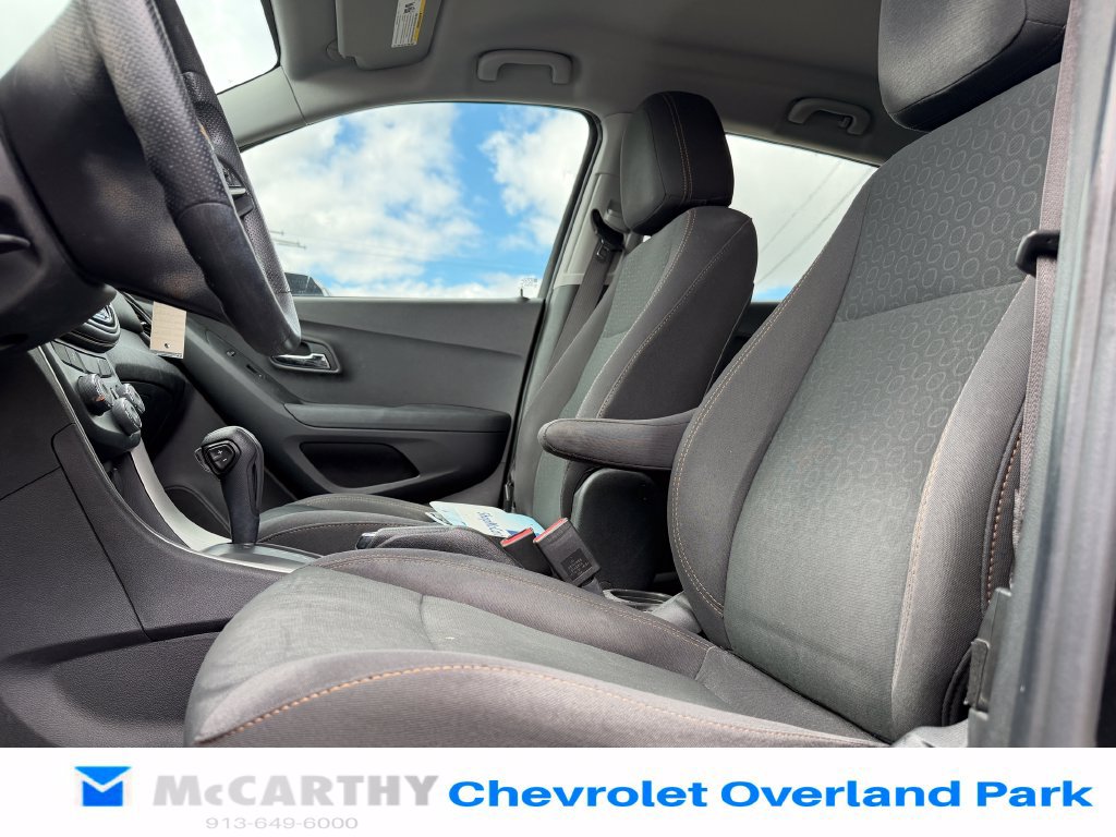 Used 2018 Chevrolet Trax LS FWD image 10