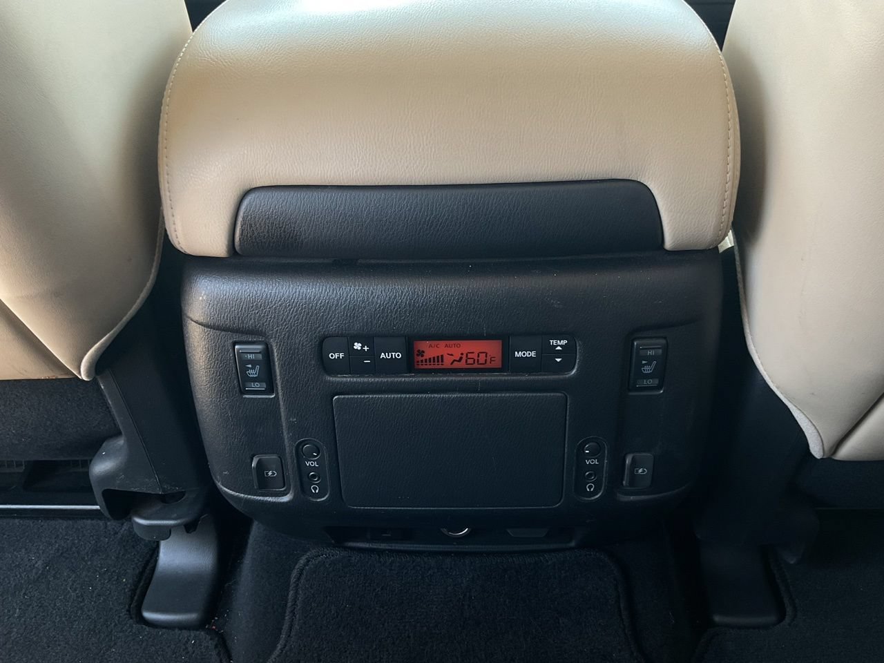 Used 2019 Nissan Armada Platinum w/ Captain's Chairs Package AWD/4WD image 15