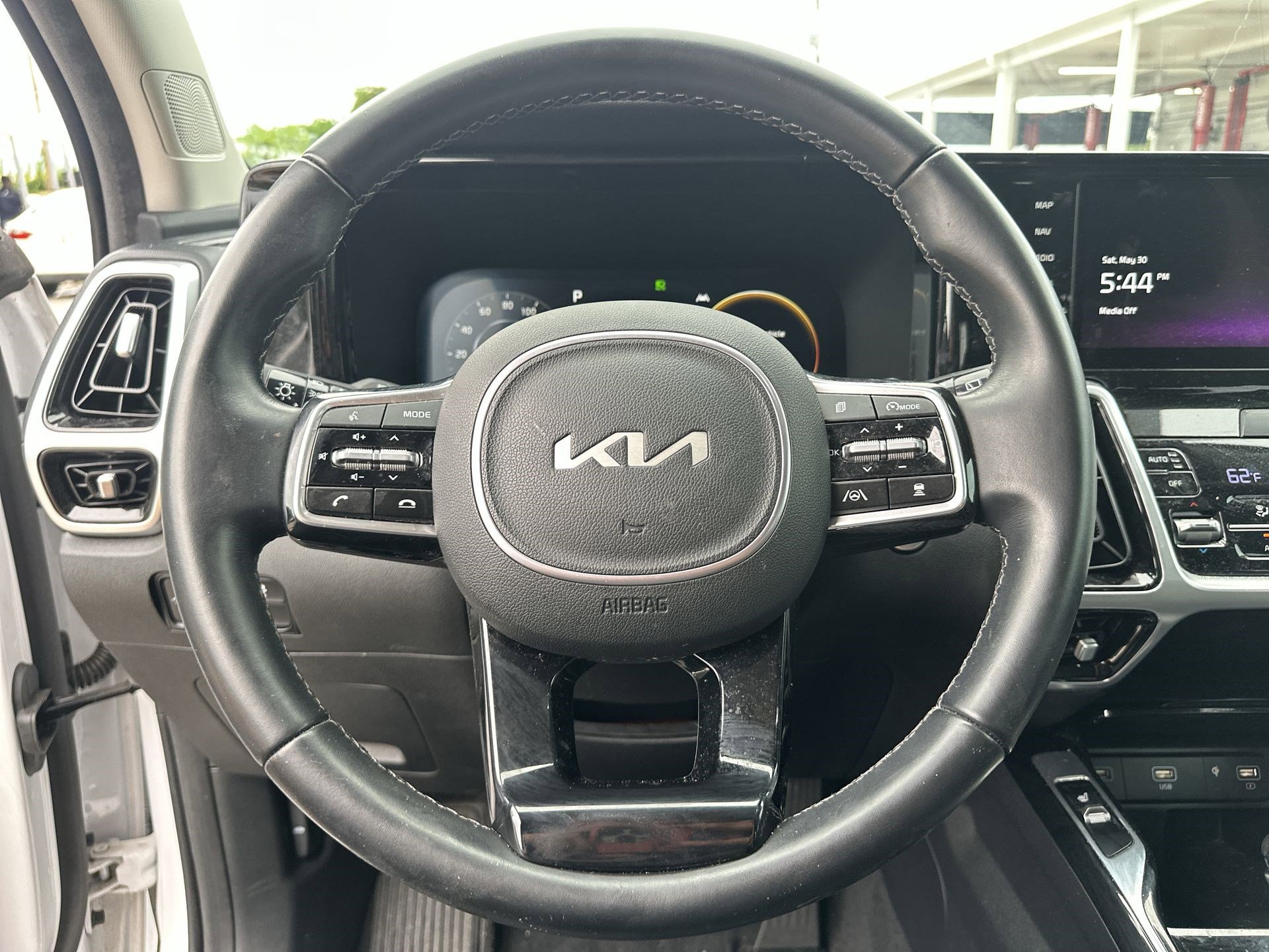 Used 2023 Kia Sorento SX FWD image 11