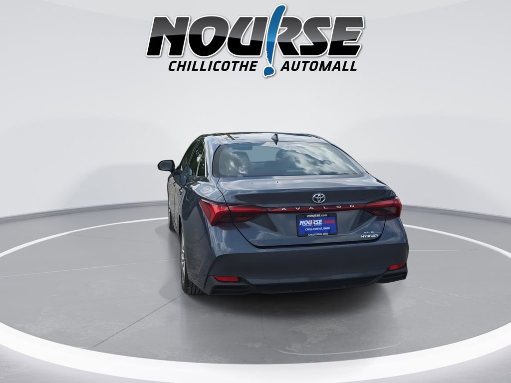 Used 2021 Toyota Avalon XLE w/ Moonroof Package FWD image 7