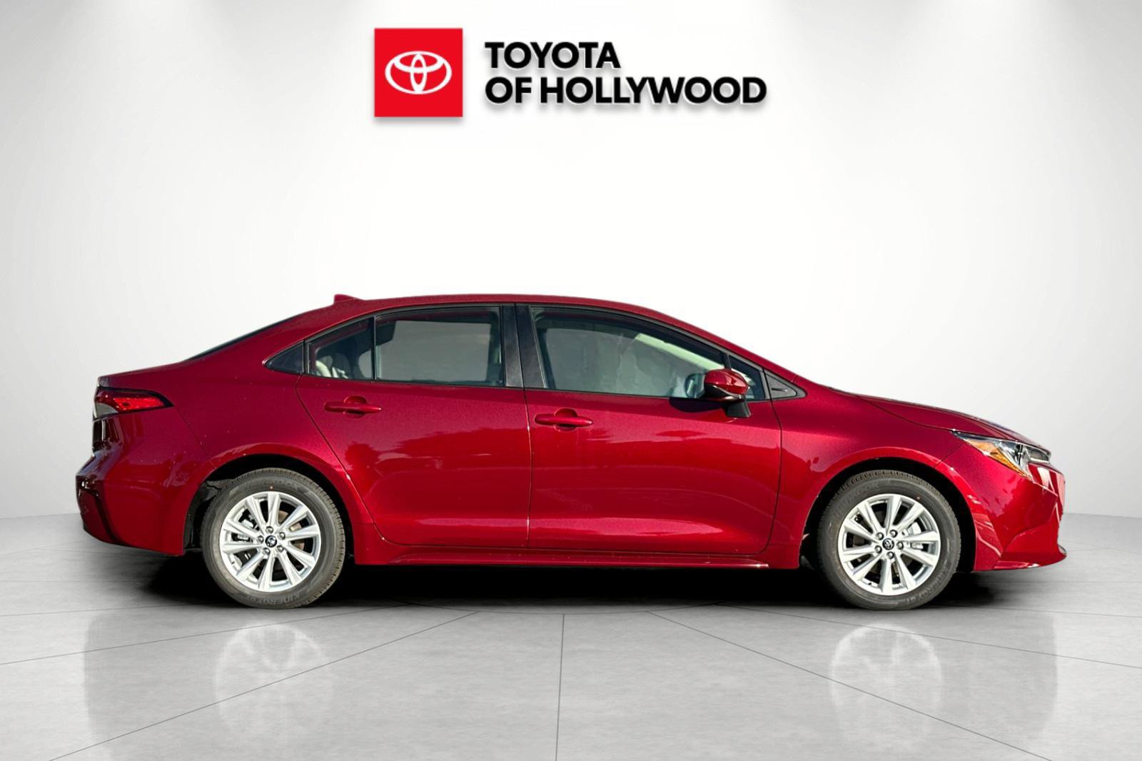 New 2027 Toyota Corolla LE w/ LE Premium Package FWD image 3