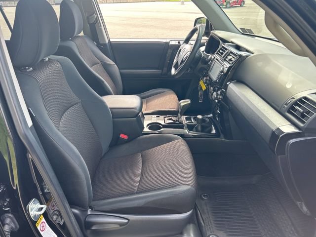 Used 2018 Toyota 4Runner TRD Off-Road AWD/4WD image 13