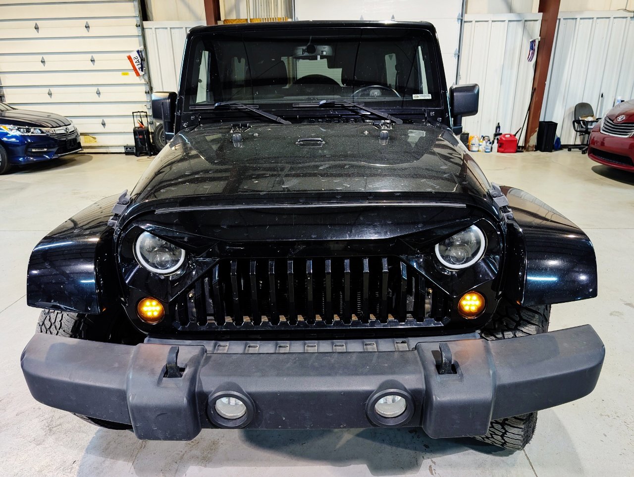Used 2015 Jeep Wrangler Unlimited Sahara w/ Dual Top Group image 10