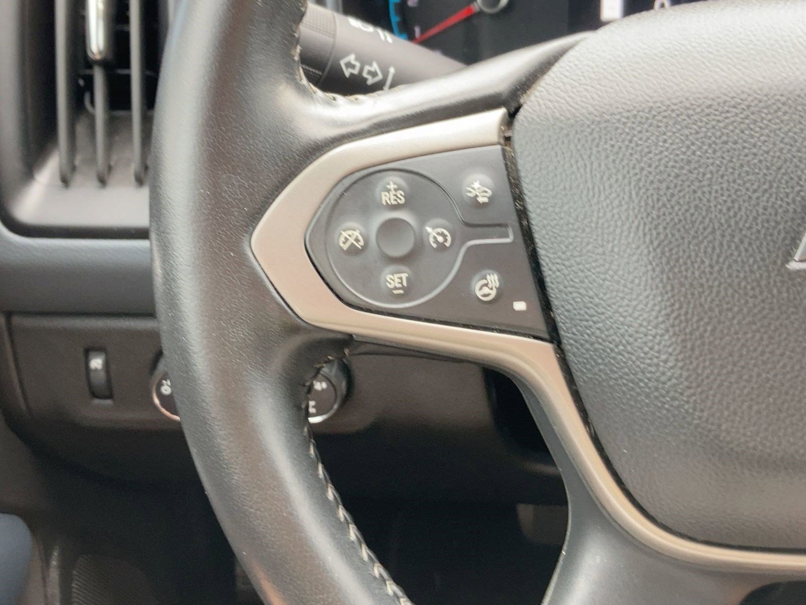 Used 2021 Chevrolet Colorado Z71 w/ Safety Package image 15