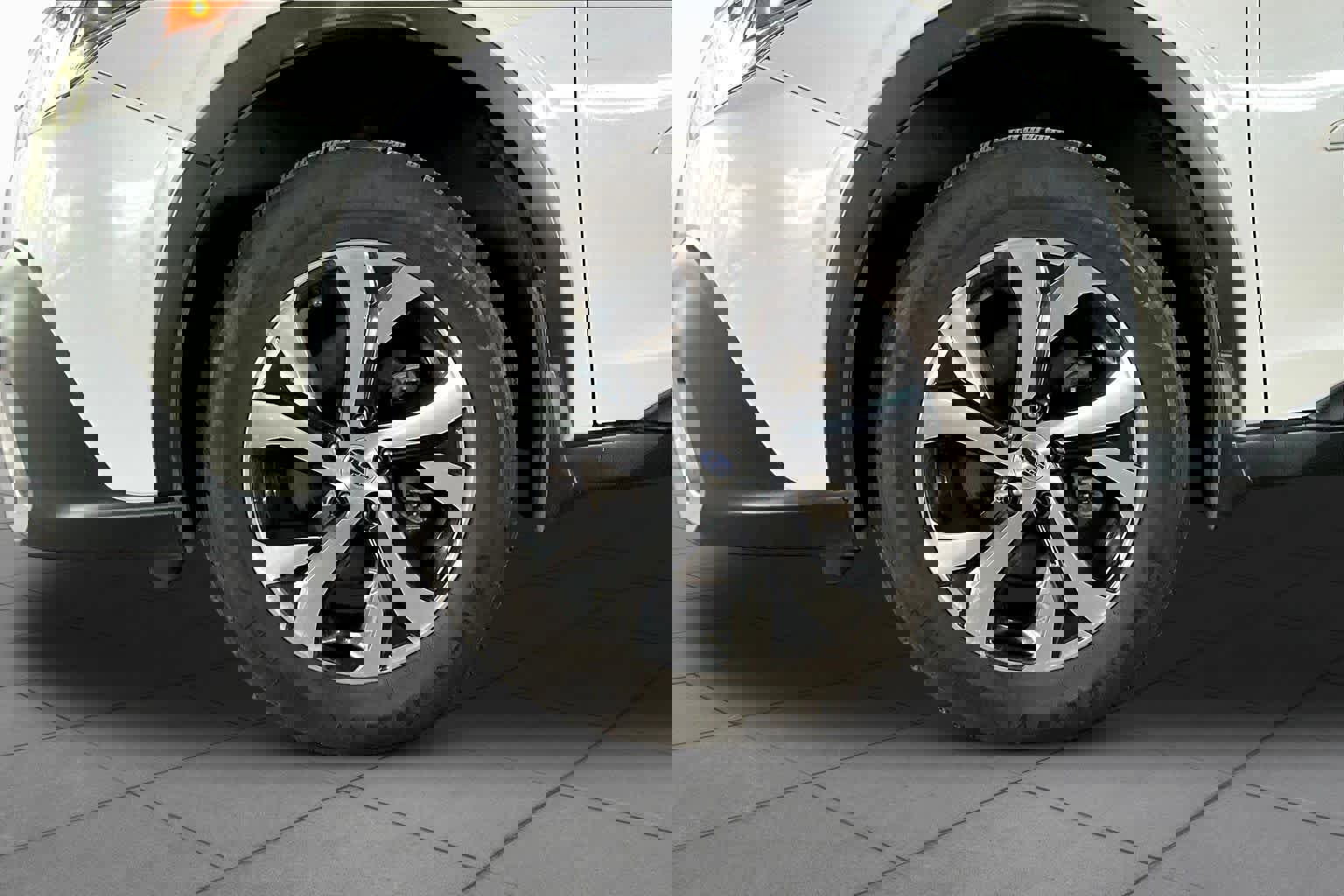 Used 2021 Subaru Outback Limited image 10