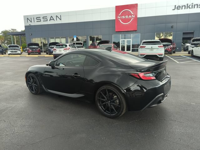 Used 2022 Toyota GR86 Premium RWD image 9