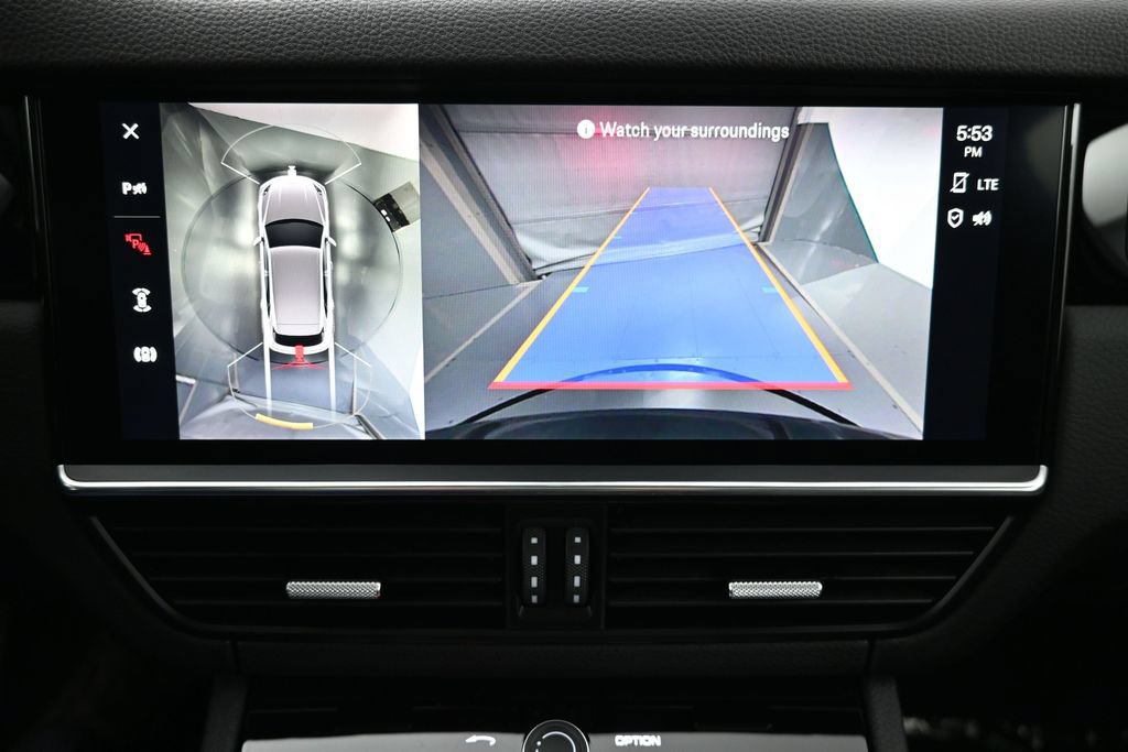 Certified 2023 Porsche Cayenne Platinum Edition AWD/4WD image 21