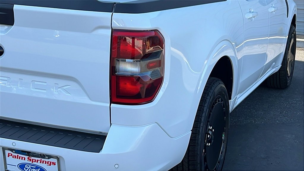 New 2025 Ford Maverick Lobo image 9