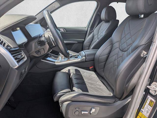 Used 2023 BMW X5 xDrive45e w/ Executive Package AWD/4WD image 16