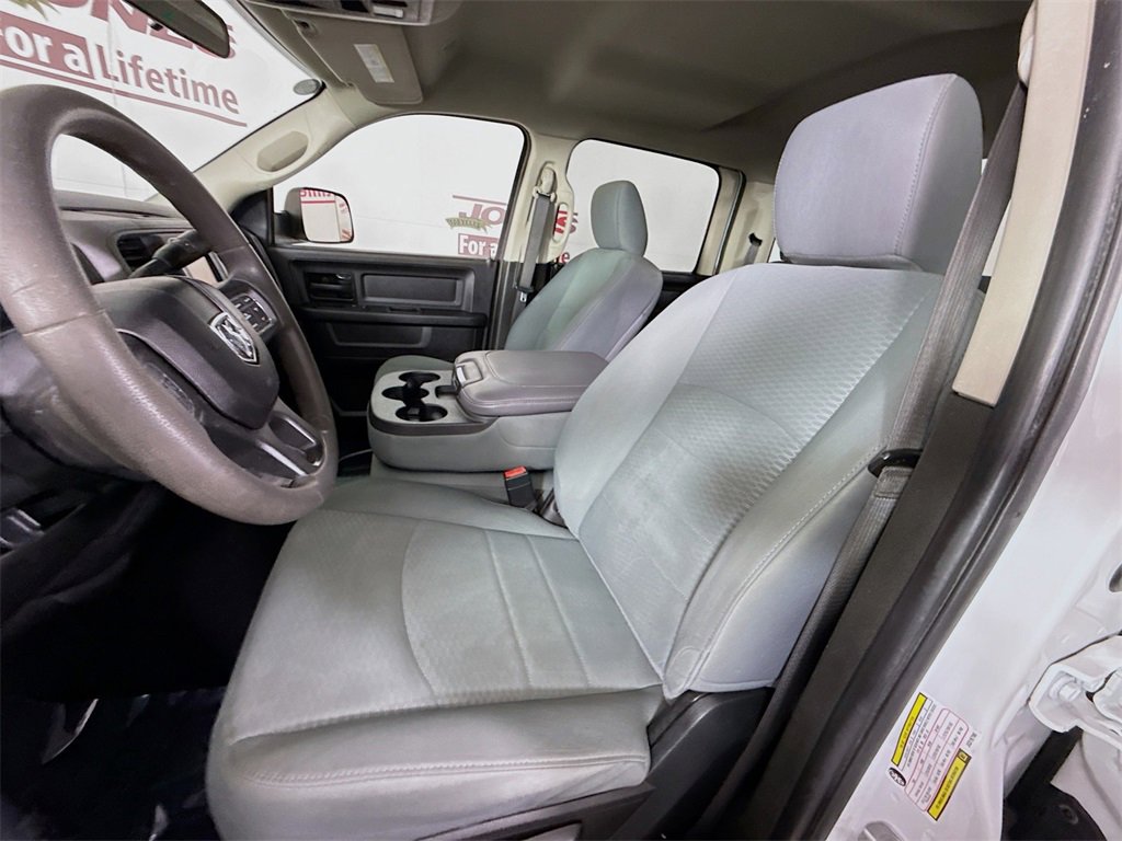 Used 2018 RAM 3500 Tradesman w/ Chrome Appearance Group image 24