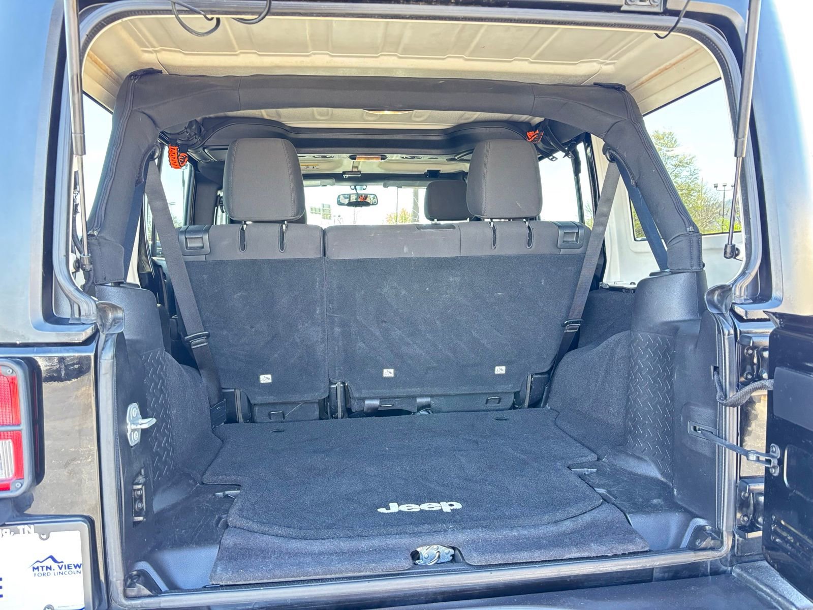 Used 2016 Jeep Wrangler Sport image 19