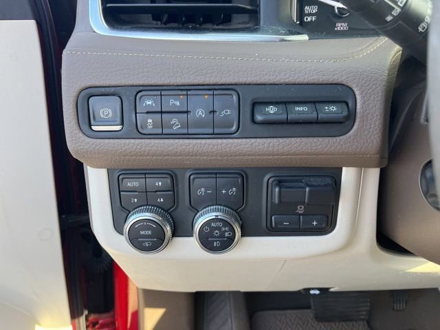 Used 2021 GMC Yukon Denali w/ Denali Ultimate Package image 31