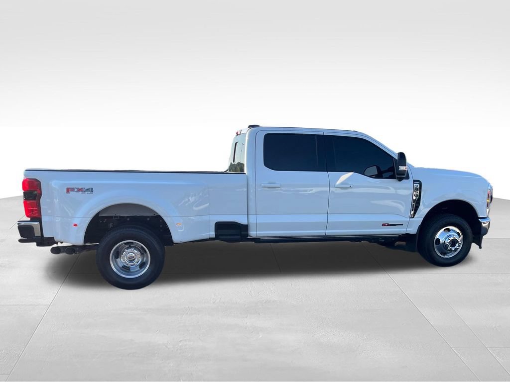 Used 2026 Ford F350 Lariat w/ Lariat Ultimate Package AWD/4WD image 6