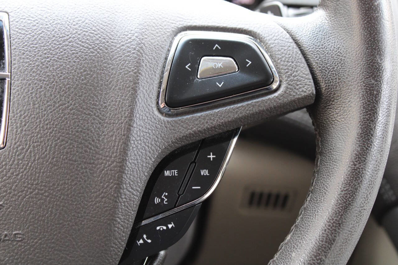 Used 2018 Lincoln MKX Premiere image 28