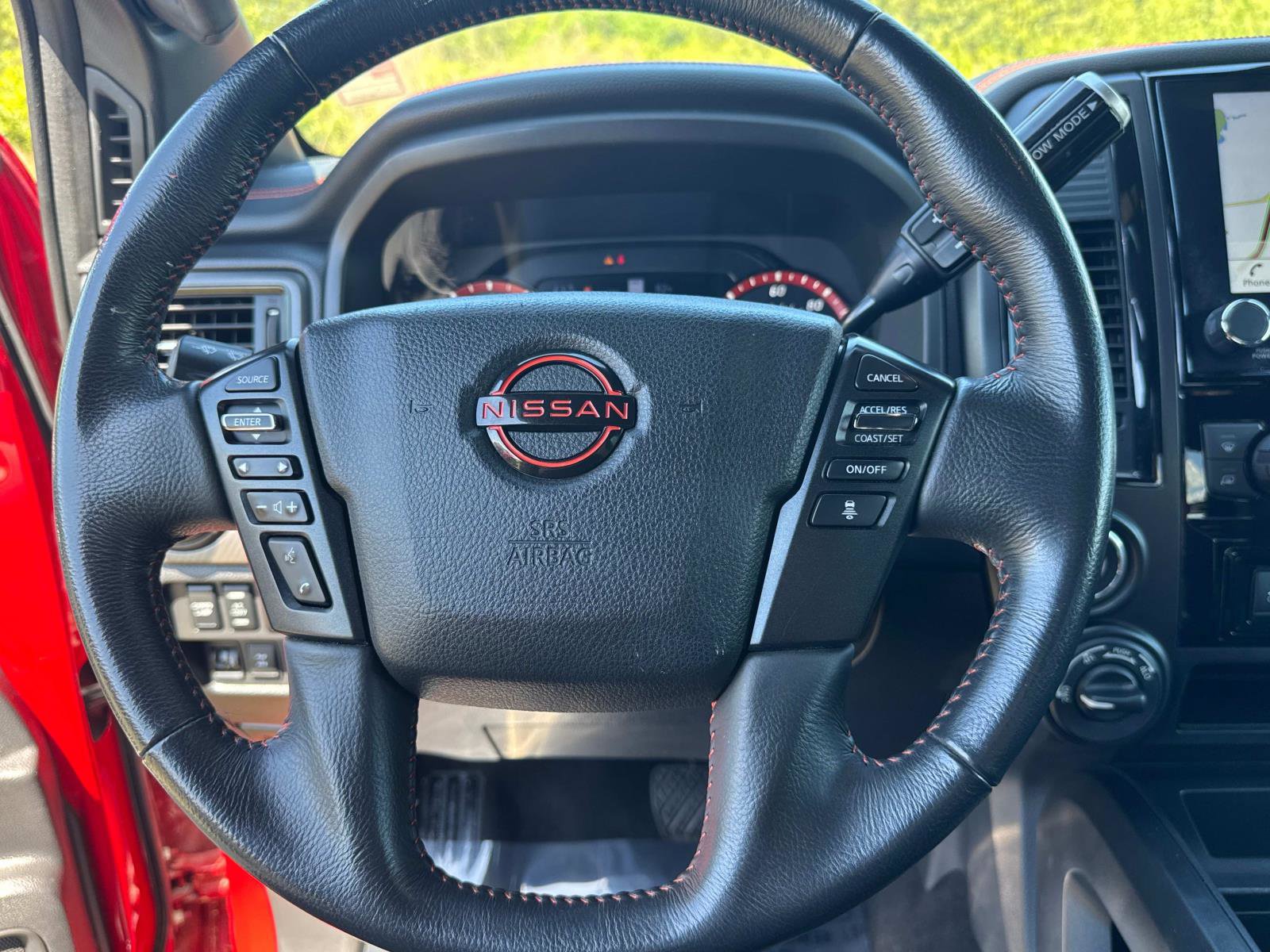 Used 2023 Nissan Titan PRO-4X image 24