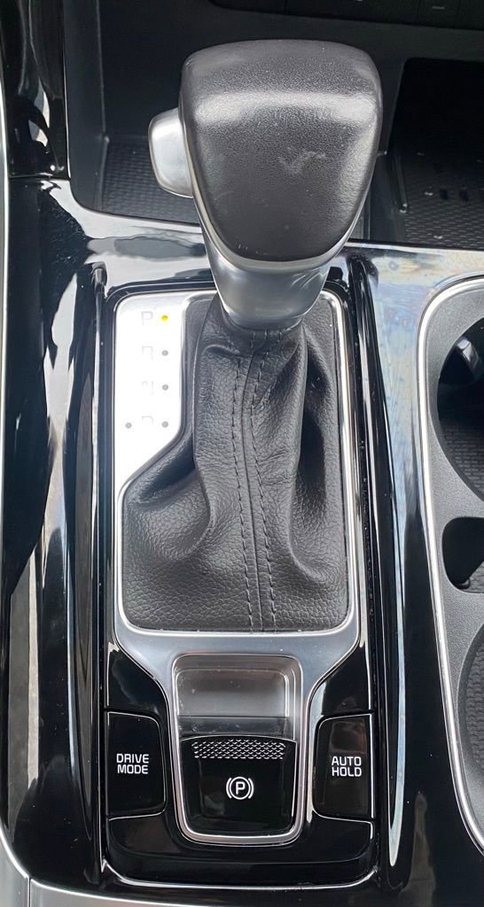 Certified 2023 Kia Carnival EX image 22