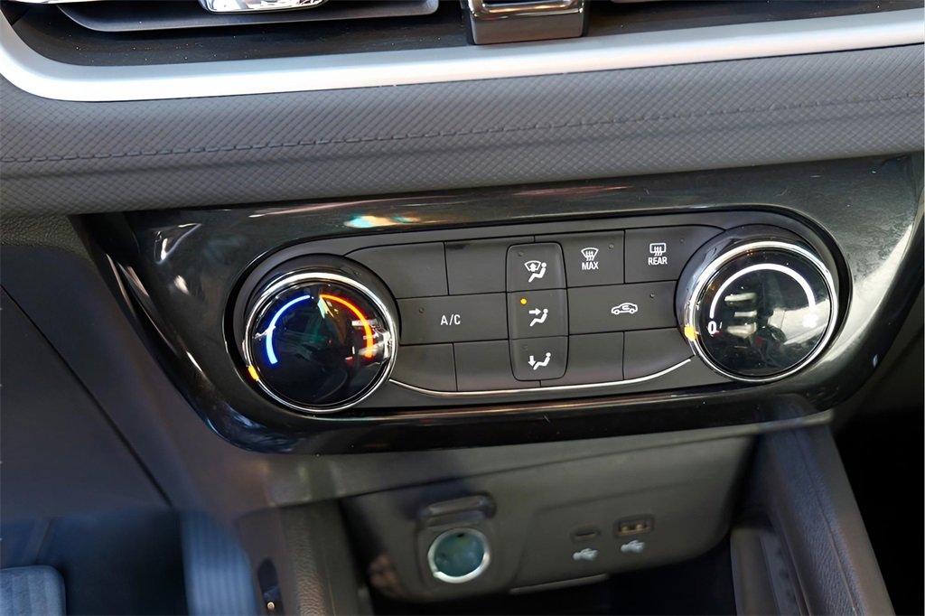 Certified 2026 Chevrolet TrailBlazer LT w/ Driver Confidence Package image 13