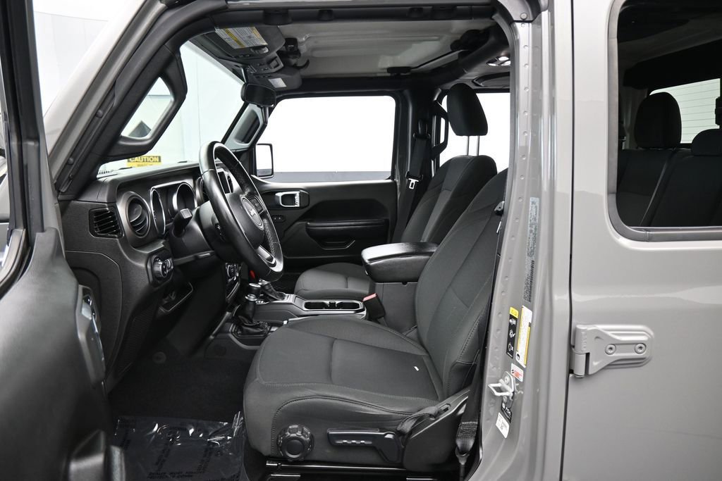 Used 2022 Jeep Gladiator Sport AWD/4WD image 11
