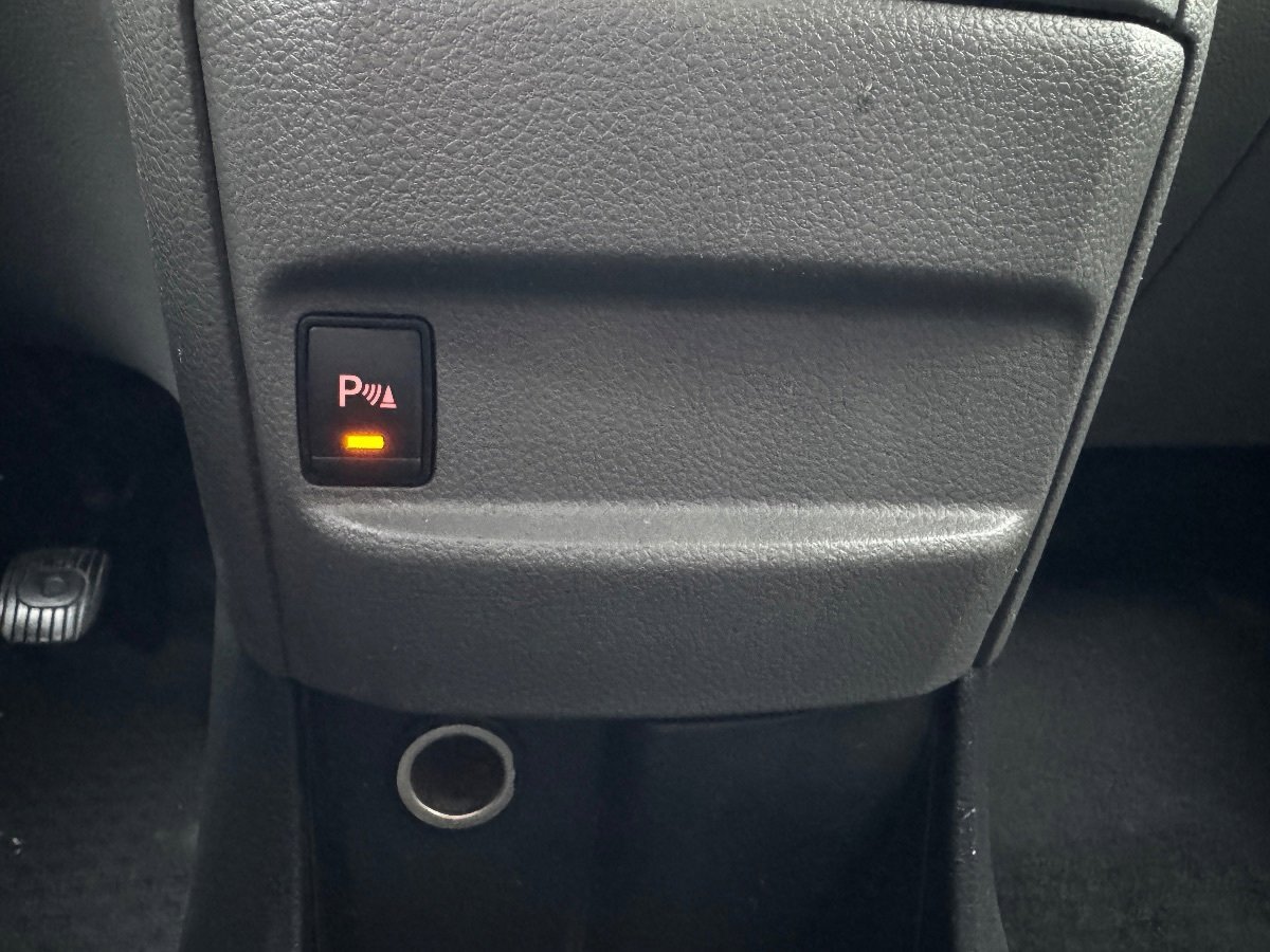 Used 2017 Nissan NV200 S w/ Cruise Control Package FWD image 28