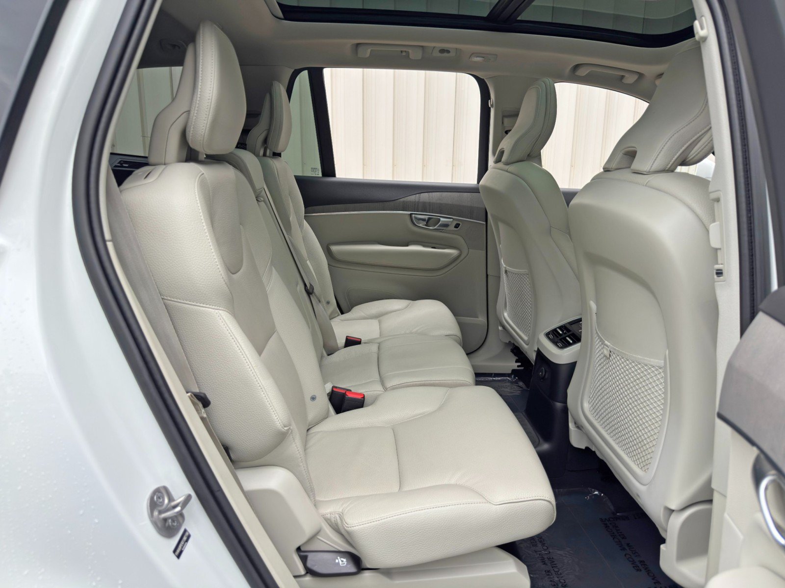 Used 2025 Volvo XC90 T8 Plus AWD/4WD image 43