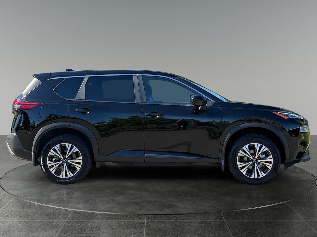 Used 2023 Nissan Rogue SV AWD/4WD image 10