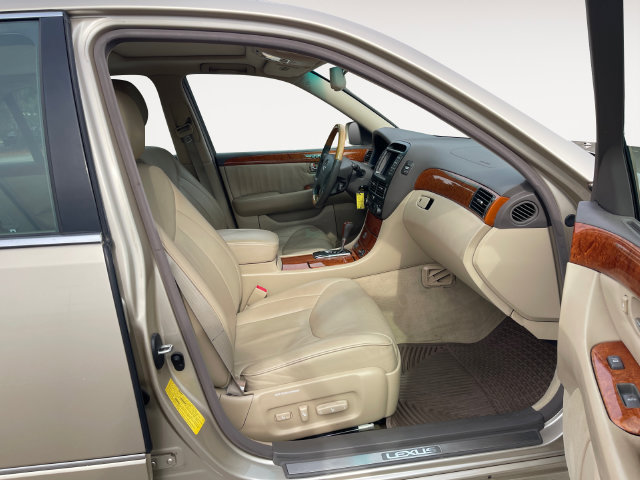 Used 2006 Lexus LS 430 RWD image 15