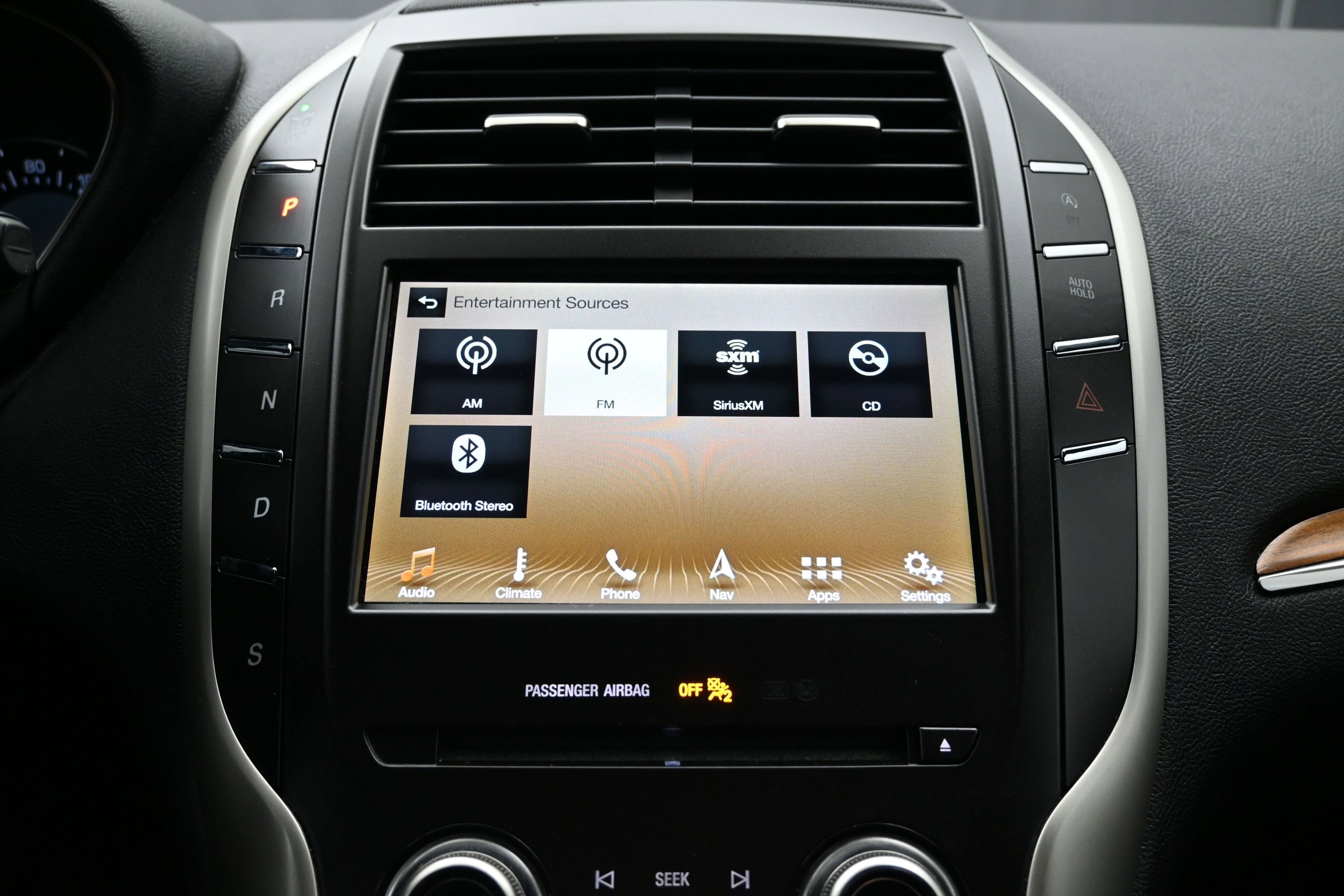 Used 2019 Lincoln MKC Select w/ Select Plus Package FWD image 35