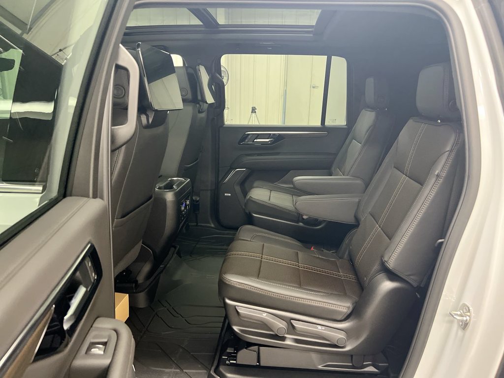 New 2026 Chevrolet Suburban High Country AWD/4WD image 24