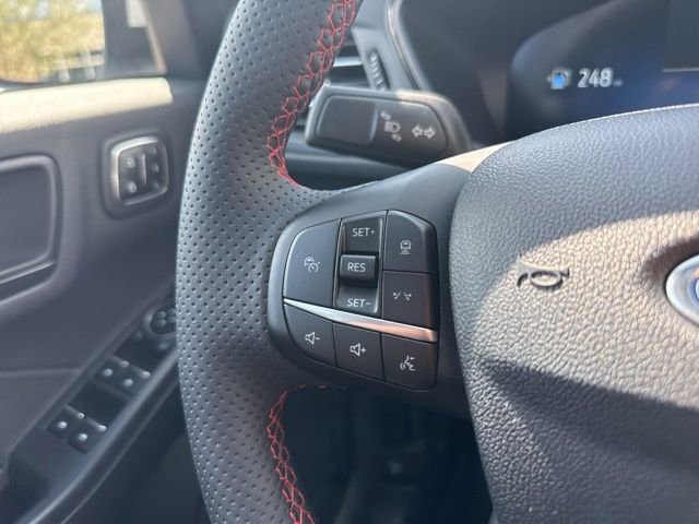 Certified 2023 Ford Escape ST-Line Select w/ Tech Pack #2 image 34