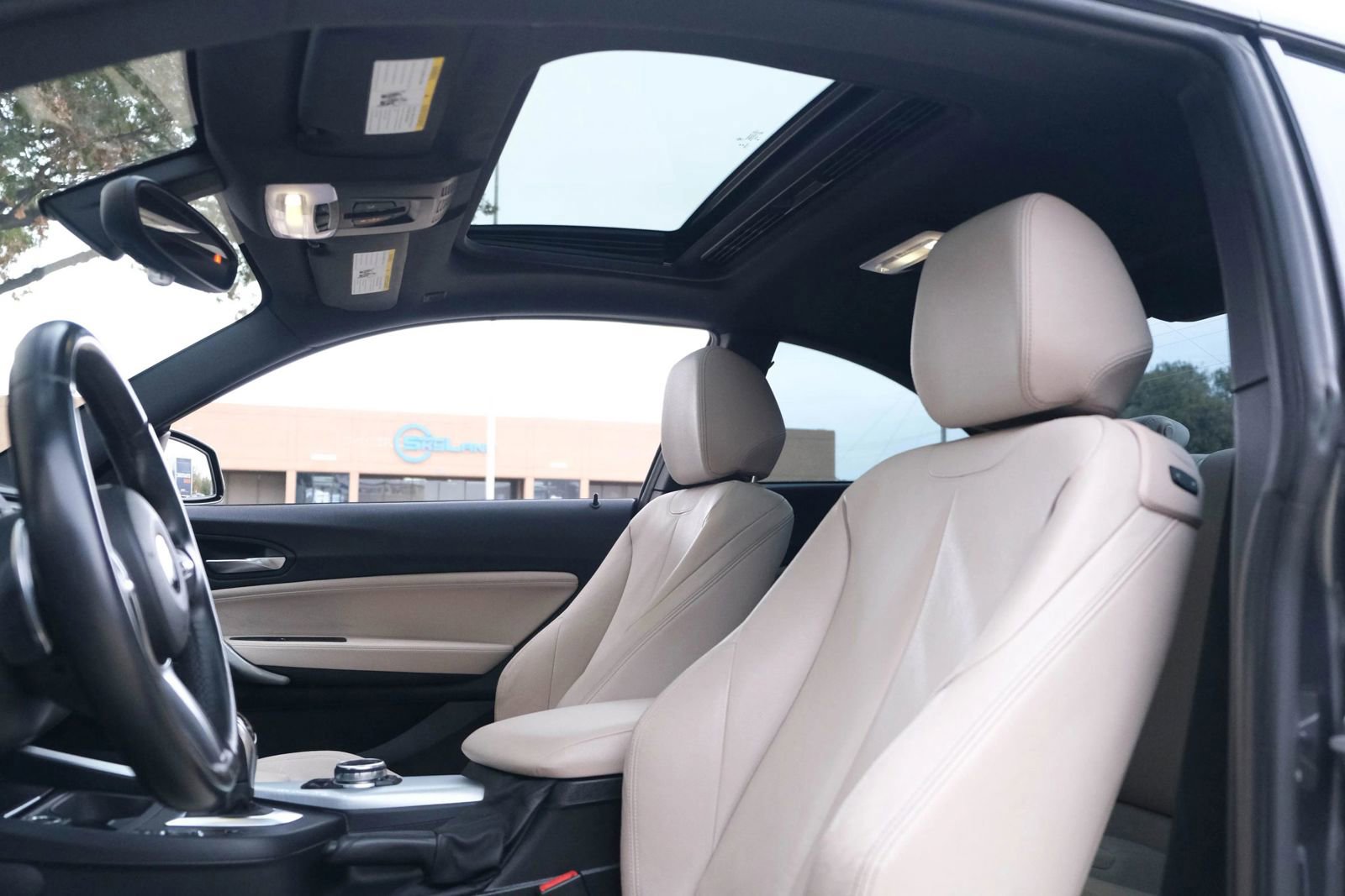 Used 2015 BMW M235i Coupe image 23