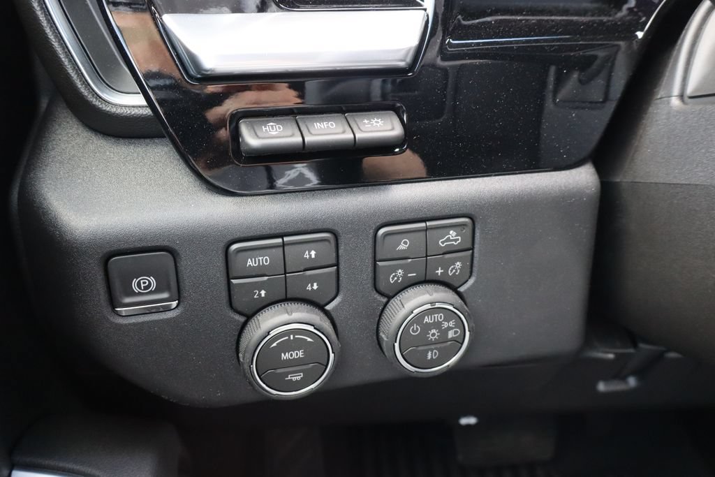 New 2026 Chevrolet Silverado 3500 LTZ w/ LTZ Plus Package AWD/4WD image 12
