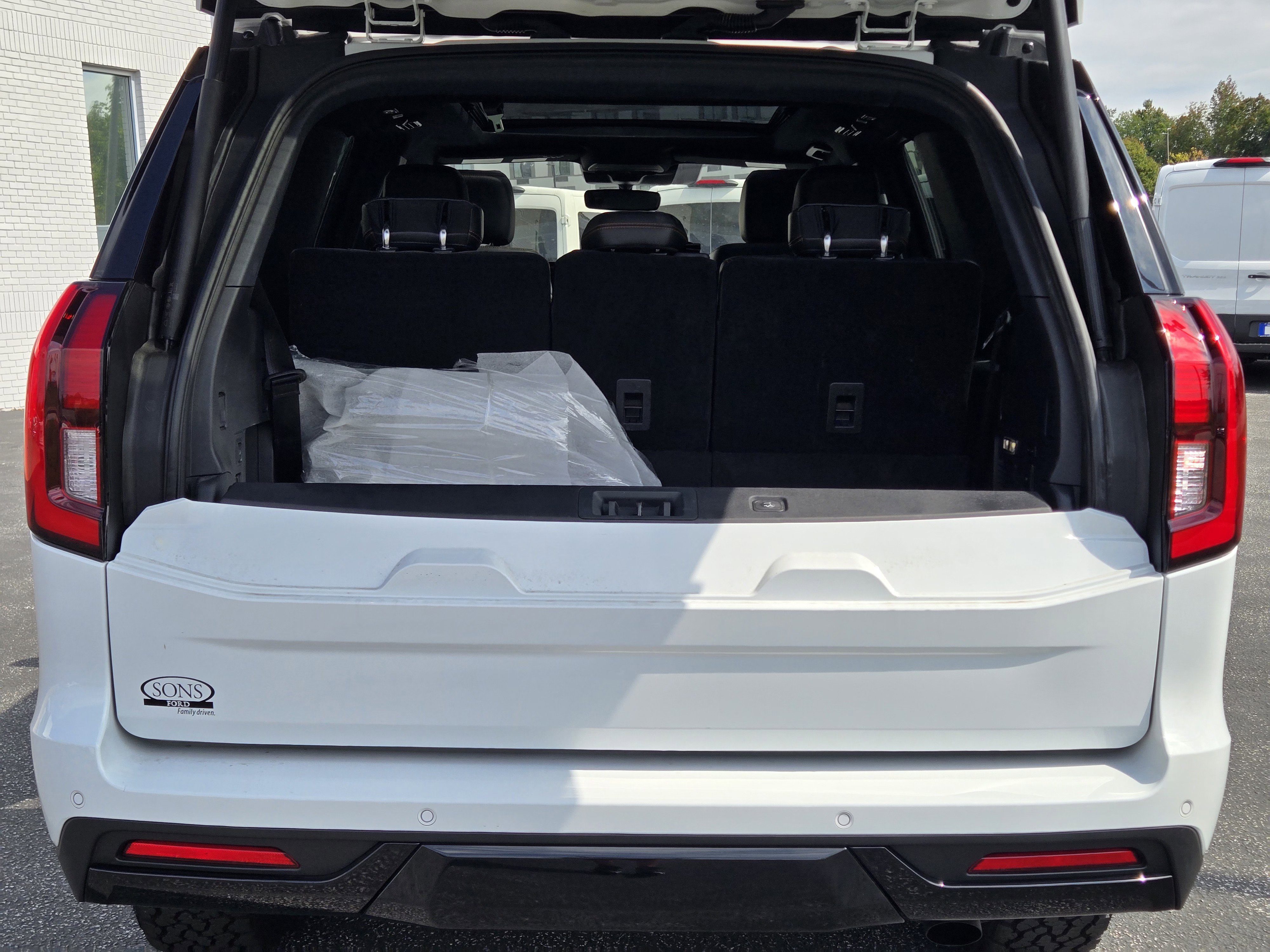 New 2025 Ford Expedition Tremor image 14