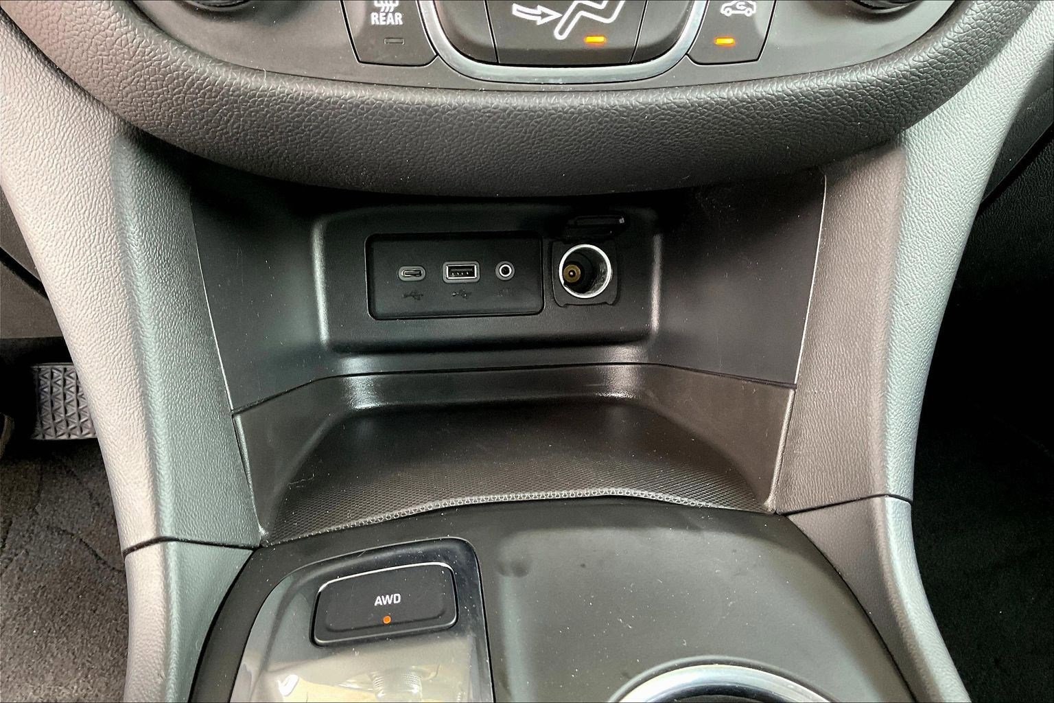 Used 2020 Chevrolet Equinox LT image 16