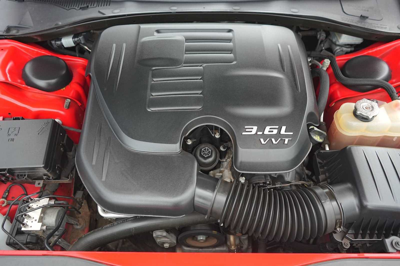 Used 2022 Dodge Charger SXT RWD image 9