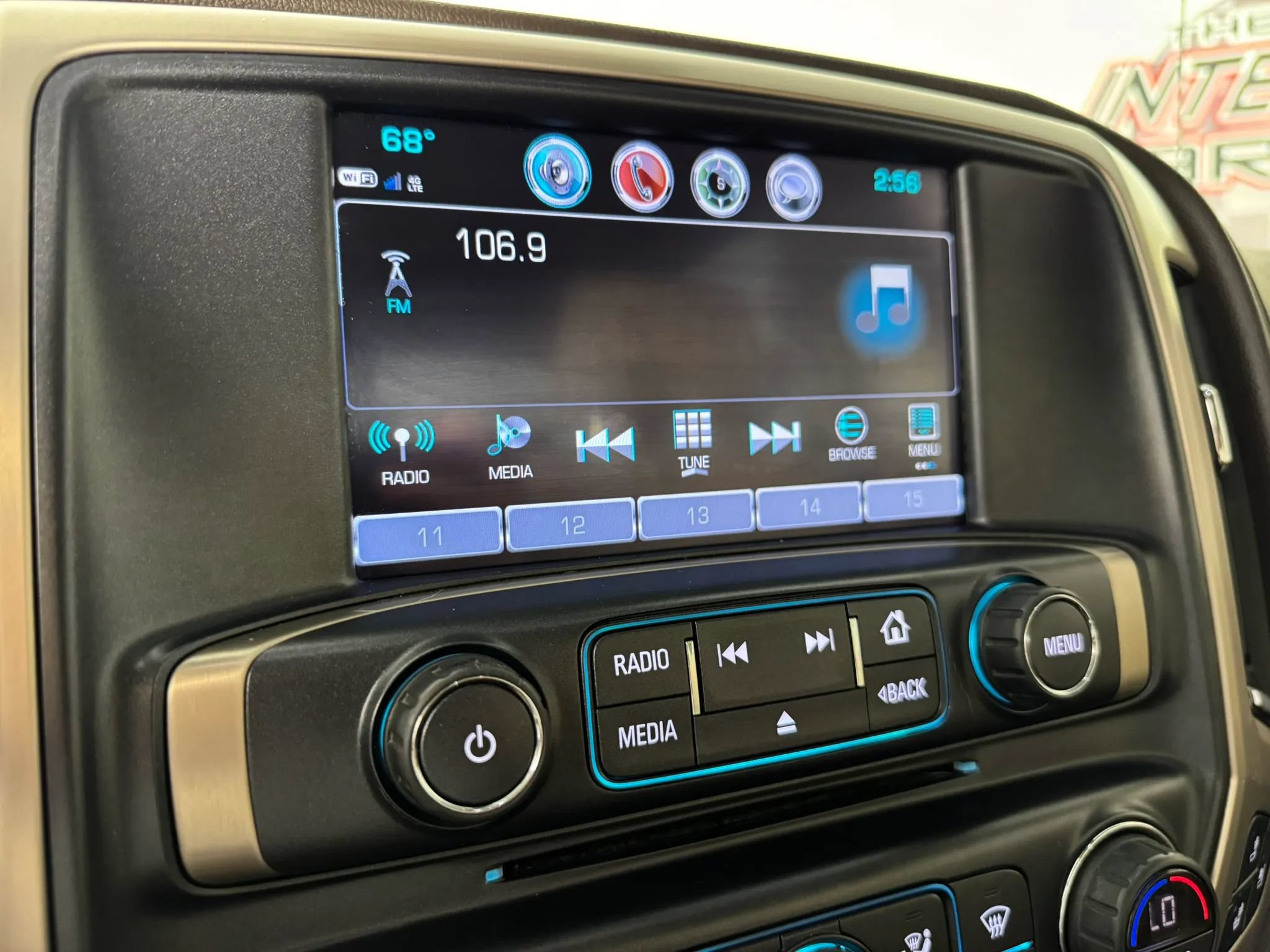 Used 2019 GMC Sierra 2500 Denali w/ Duramax Plus Package AWD/4WD image 19