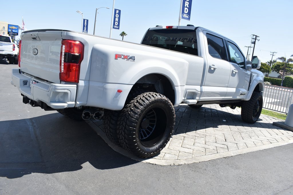 Used 2025 Ford F450 Lariat w/ FX4 Off-Road Package image 36