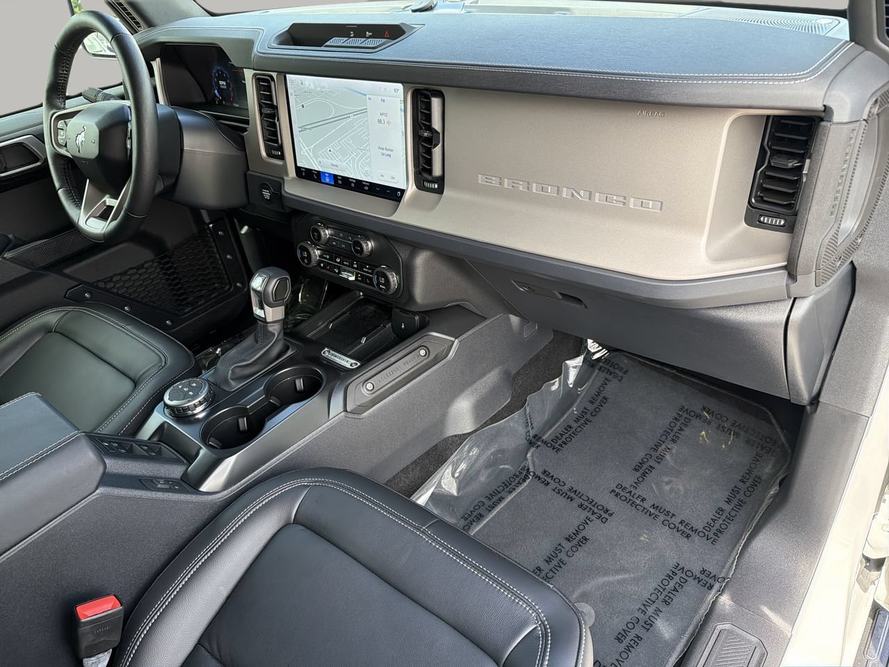 Used 2026 Ford Bronco Outer Banks AWD/4WD image 11