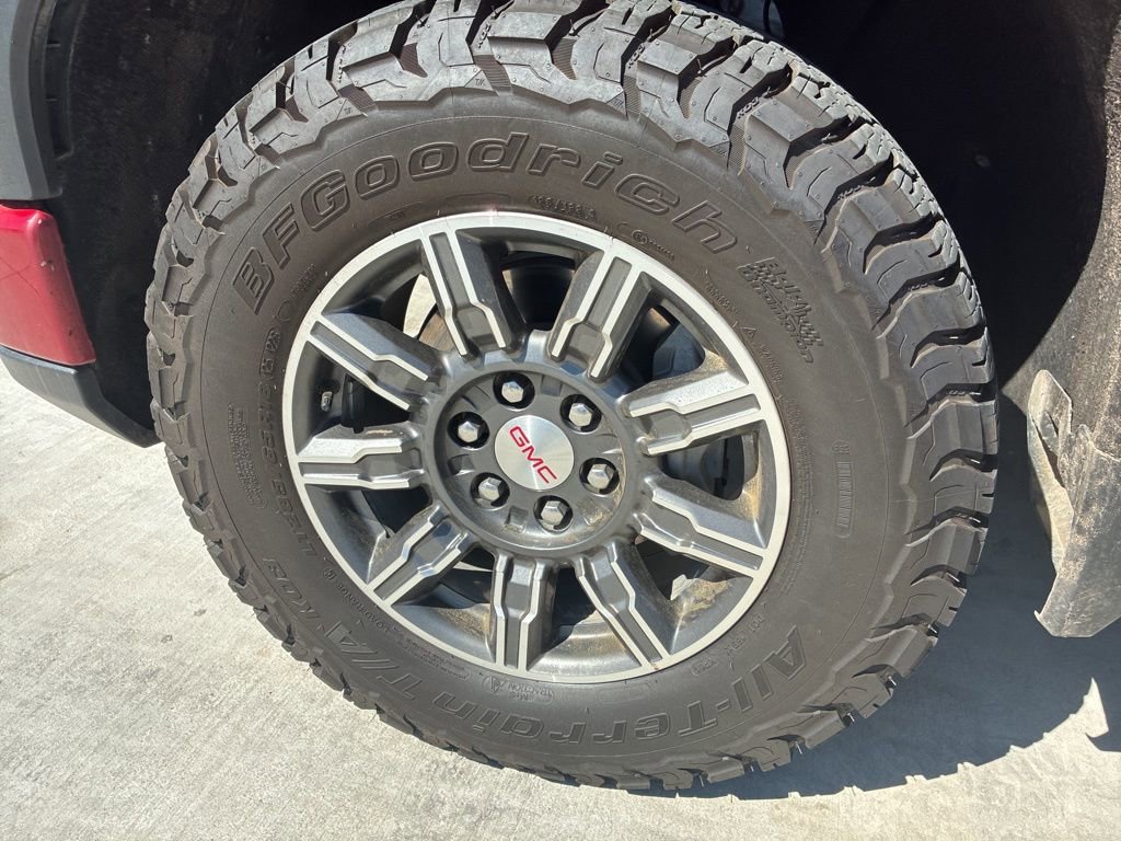 Used 2024 GMC Sierra 1500 AT4 w/ AT4 Premium Package image 8